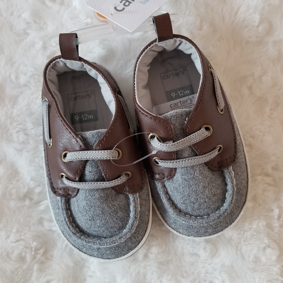 carters baby walking shoes